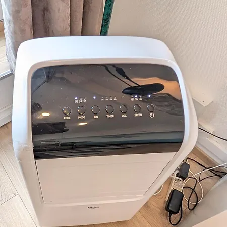 Le Castille D'or Elegant, En Face De L'hotel De Poitiers