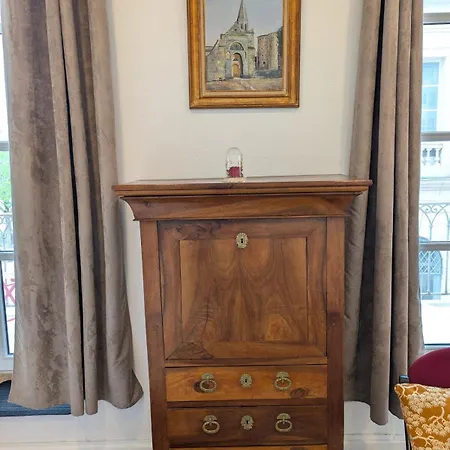 Le Castille D'or Elegant, En Face De L'hotel De Lejlighed Poitiers