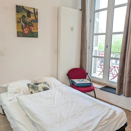 Apartment Le Castille D'or Elegant, En Face De L'hotel De *