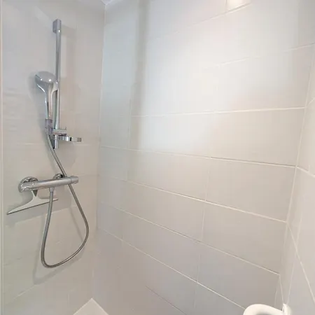 Apartment Le Castille D'or Elegant, En Face De L'hotel De