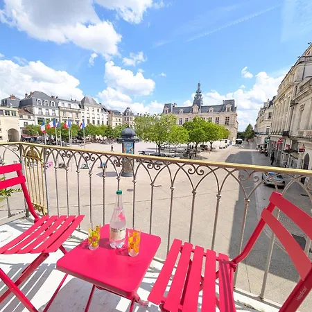 公寓 Le Castille D'or Elegant, En Face De L'hotel De