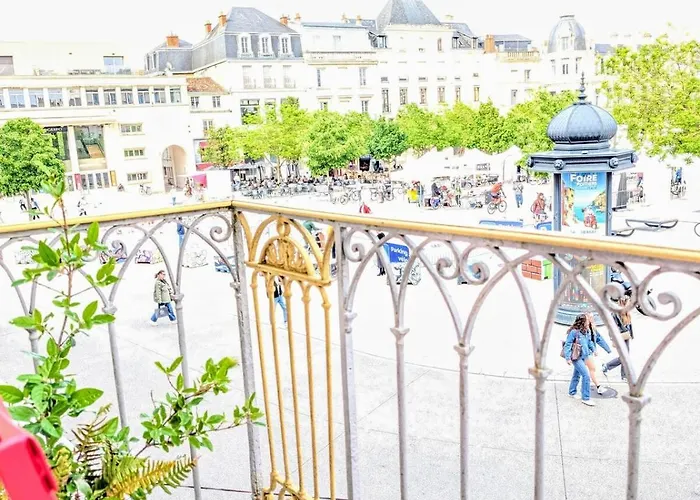 Apartment Le Castille D'or Elegant, En Face De L'hotel De