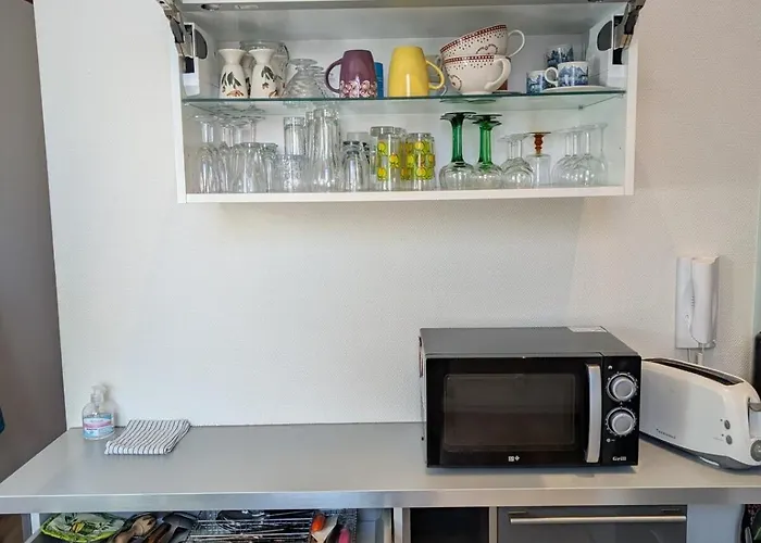 Le Castille D'or Elegant, En Face De L'hotel De