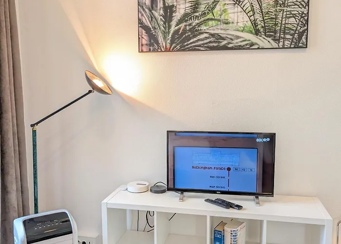 Le Castille D'or Elegant, En Face De L'hotel De * Poitiers