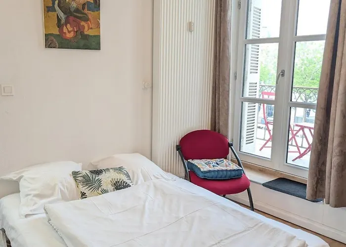 Apartment Le Castille D'or Elegant, En Face De L'hotel De *