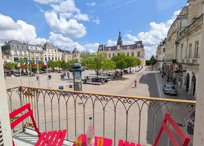 Le Castille D'or Elegant, En Face De L'hotel De